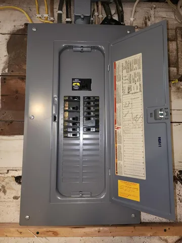 $199,900 | 422 Mound Avenue, Mankato, MN 56001