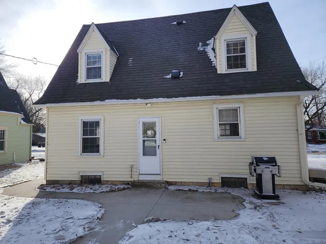 $199,900 | 422 Mound Avenue, Mankato, MN 56001