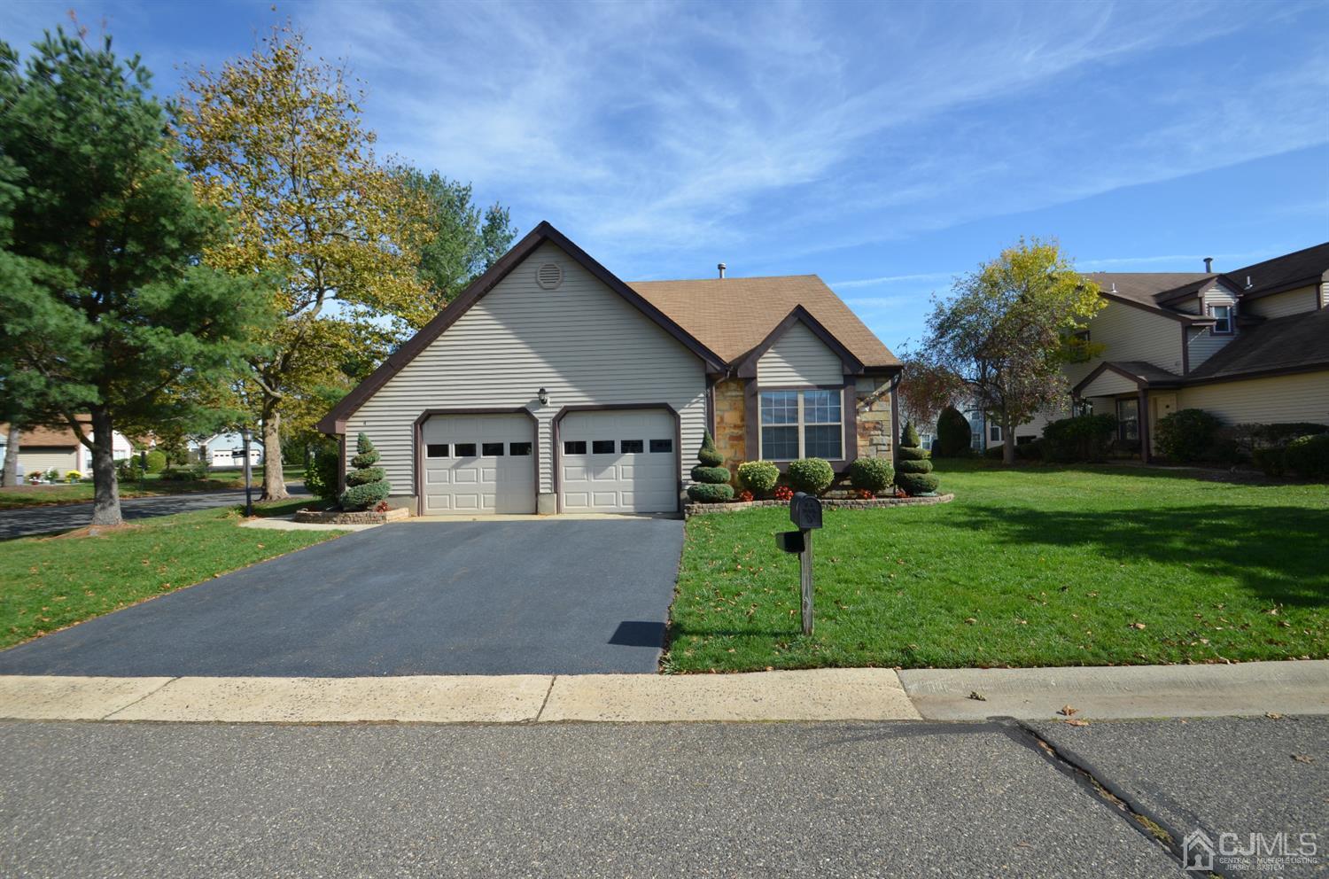 4 Hempstead Road Monroe Township, NJ 08831 - Photo 1 of 37 Gallery Image 1