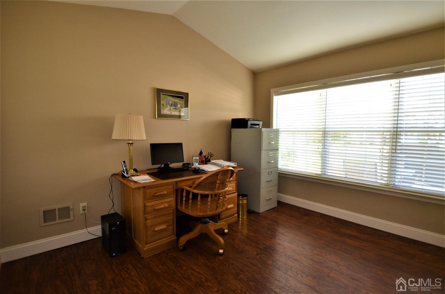 4 Hempstead Road Monroe Township, NJ 08831 - Photo 19 of 37 Gallery Image 19