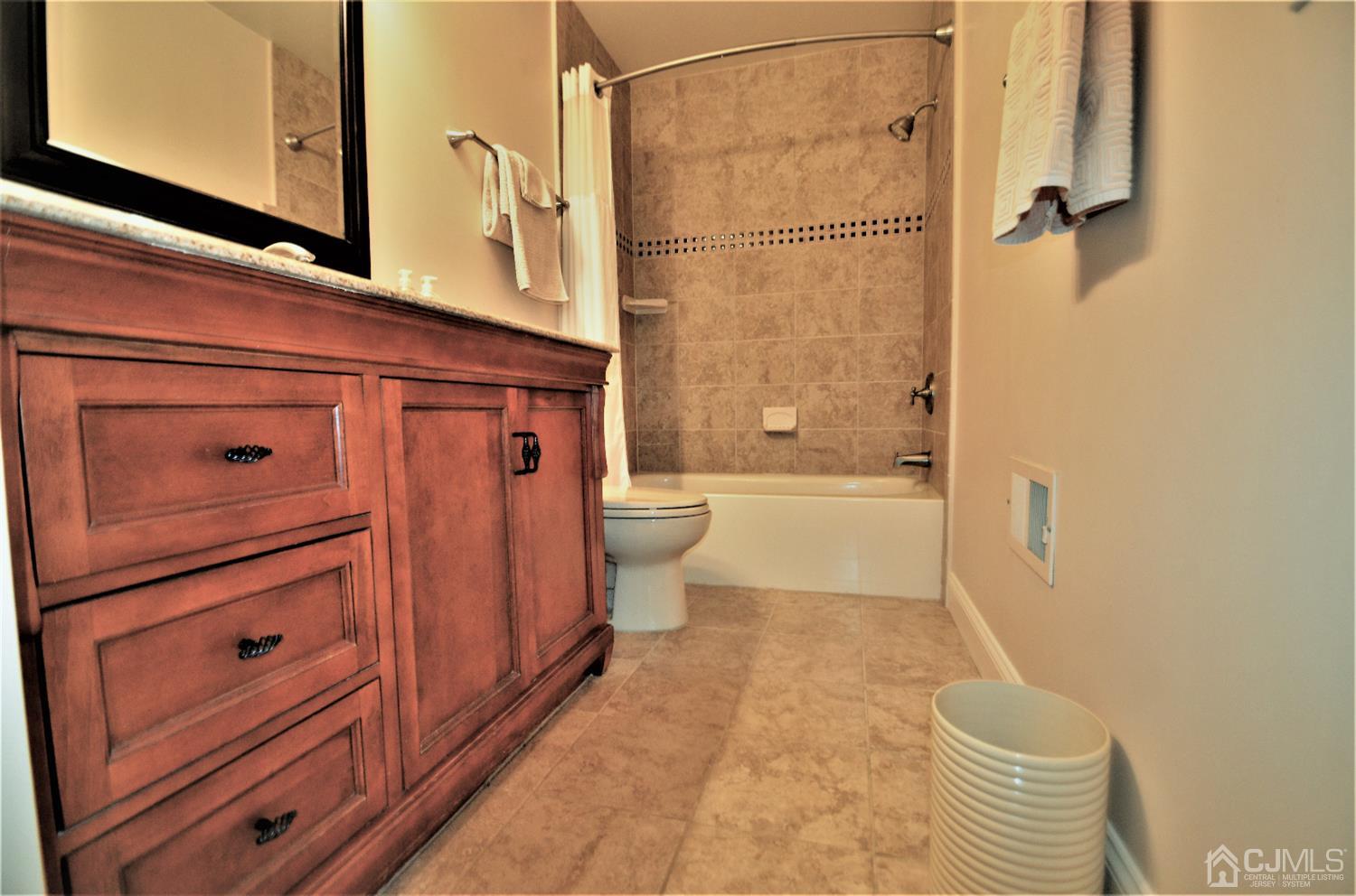 4 Hempstead Road Monroe Township, NJ 08831 - Photo 25 of 37 Gallery Image 25