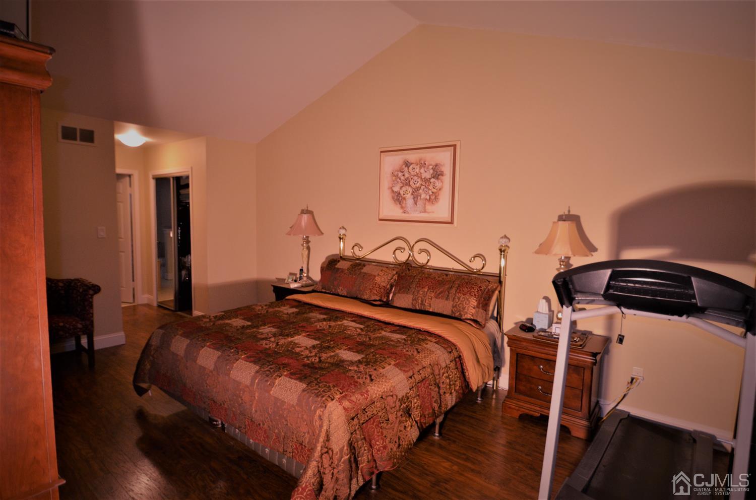 4 Hempstead Road Monroe Township, NJ 08831 - Photo 27 of 37 Gallery Image 27