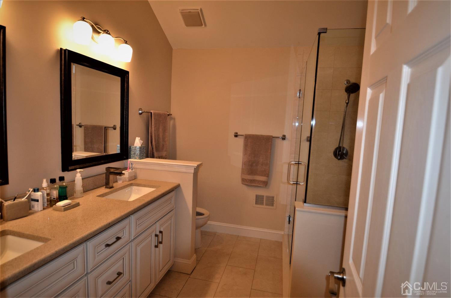 4 Hempstead Road Monroe Township, NJ 08831 - Photo 29 of 37 Gallery Image 29