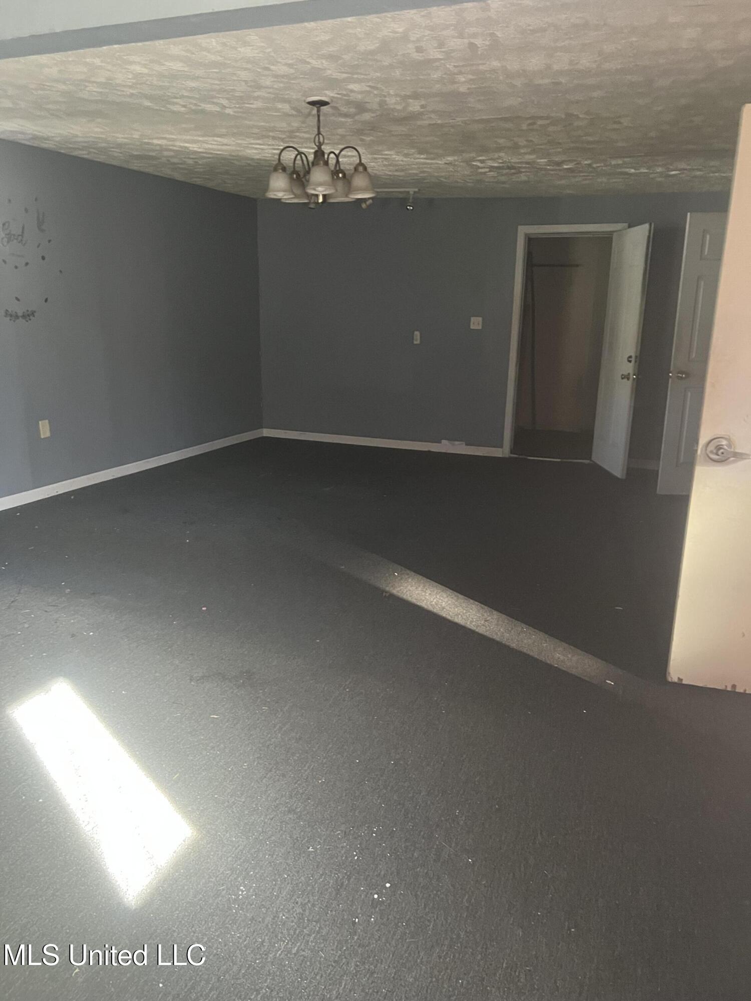 1012 Terrace Avenue Jackson, MS 39209 - Photo 32 of 32 IMG_1606