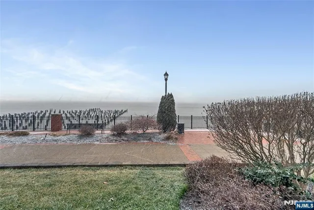 a view of a outdoor space