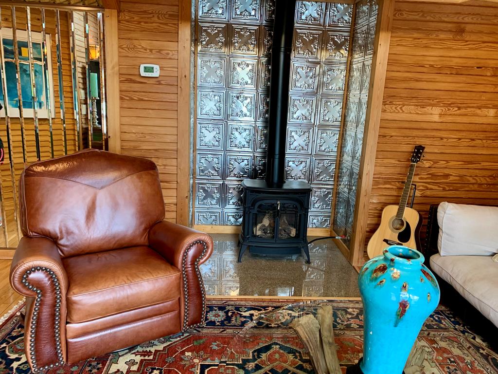 105 Fir Road Fredericksburg, TX 78624 - Photo 13 of 30 Gas Log fireplace