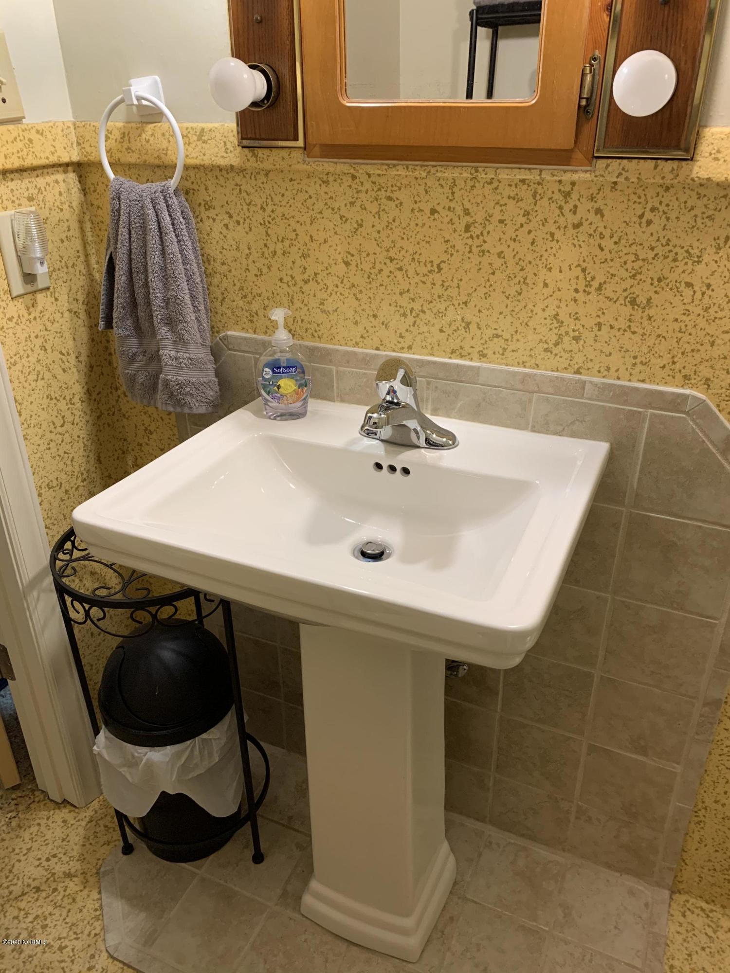 215 Owens Road Columbia, NC 27925 - Photo 12 of 35 A656FB29-AF7F-4D4F-A77D-B3661EEE9571
