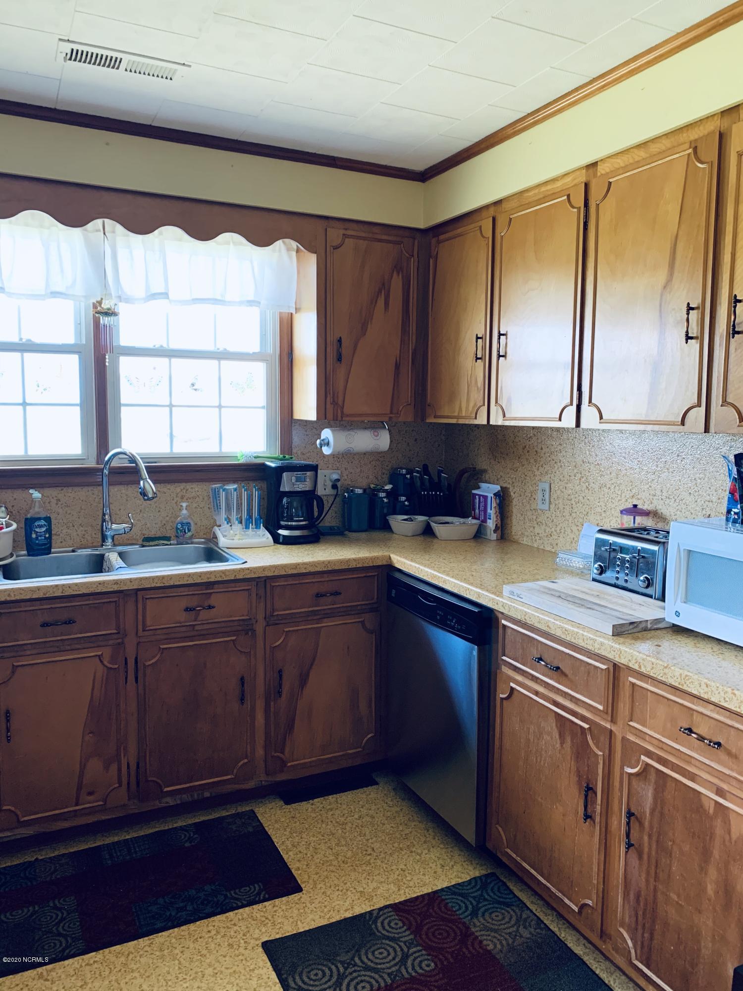 215 Owens Road Columbia, NC 27925 - Photo 7 of 35 49D8DE8C-911D-4B15-89DA-C7B0DC4784AD