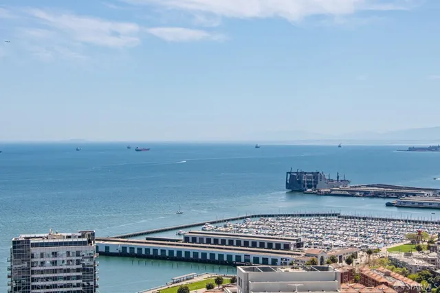 $3,150,000 | 201 Folsom Street, Unit 38E, San Francisco, CA 94105