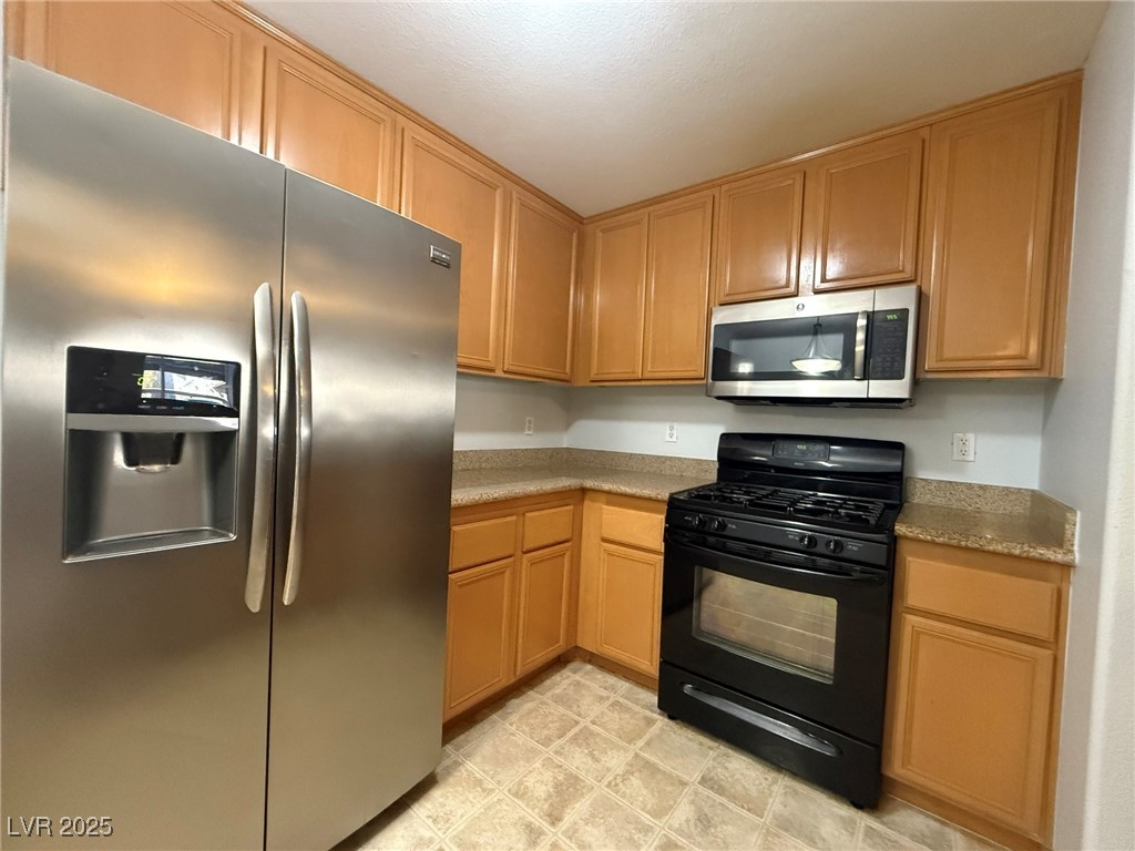 7701 West Robindale Road, Unit 156 Las Vegas, NV 89113 - Photo 15 of 36