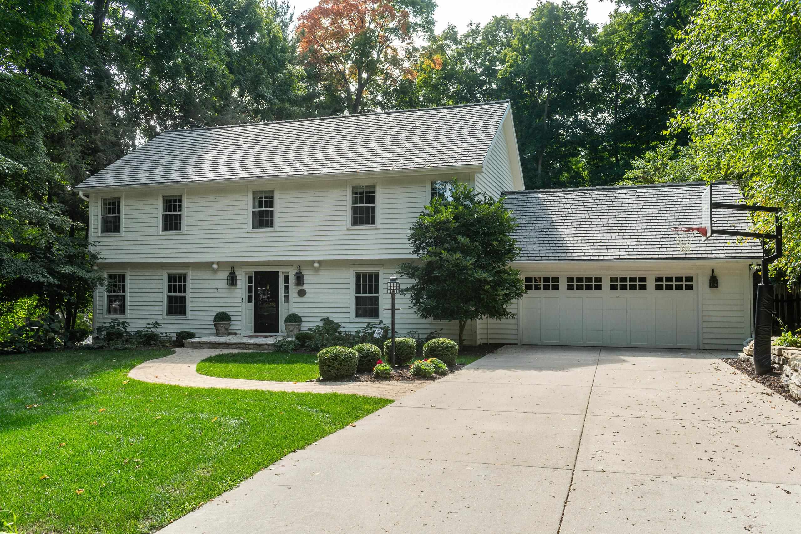 647 Summit Road Madison, WI 53704 - Photo 1 of 1
