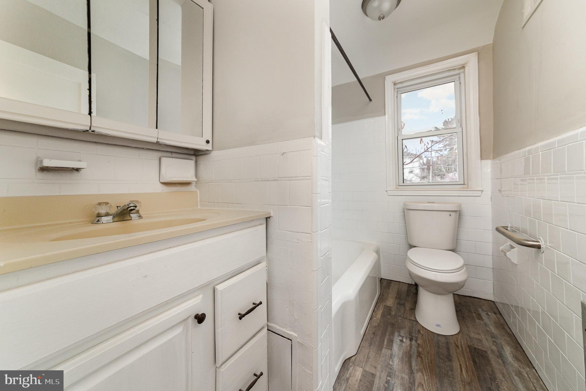 4405 Rokeby Road Baltimore, MD 21229 - Photo 12 of 23