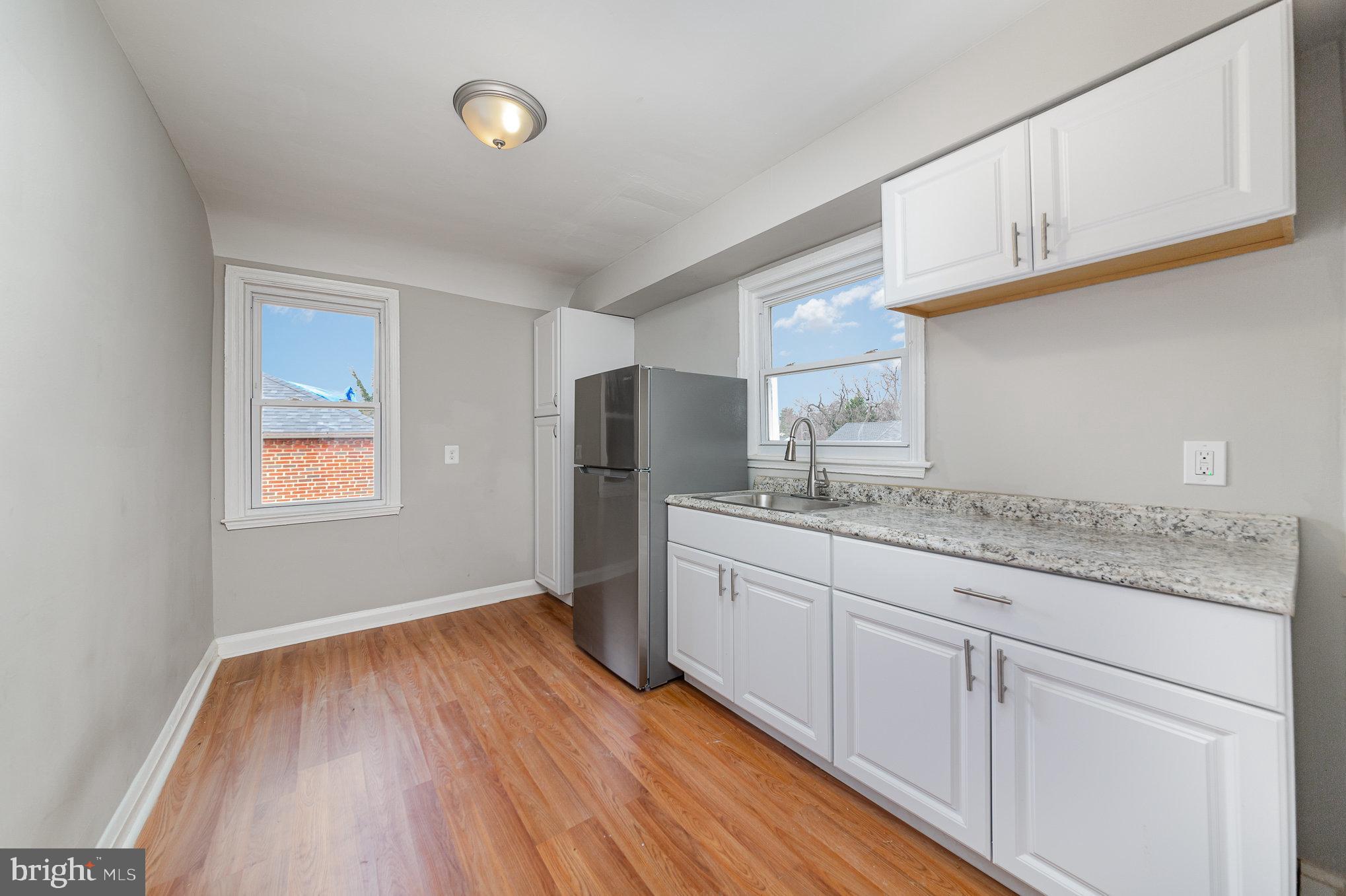 4405 Rokeby Road Baltimore, MD 21229 - Photo 9 of 23