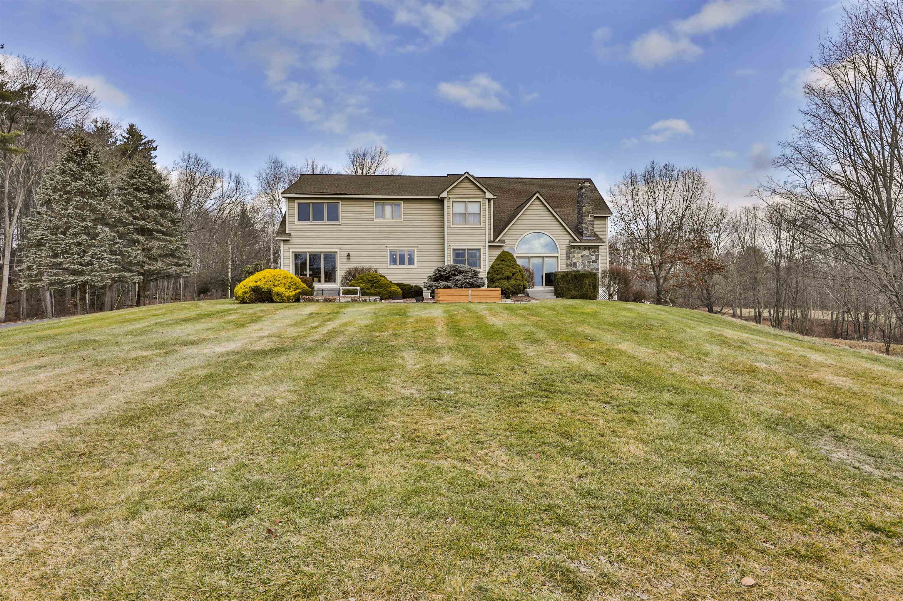 293 Pine Hill Road Hollis, NH 03049 - Photo 12 of 60