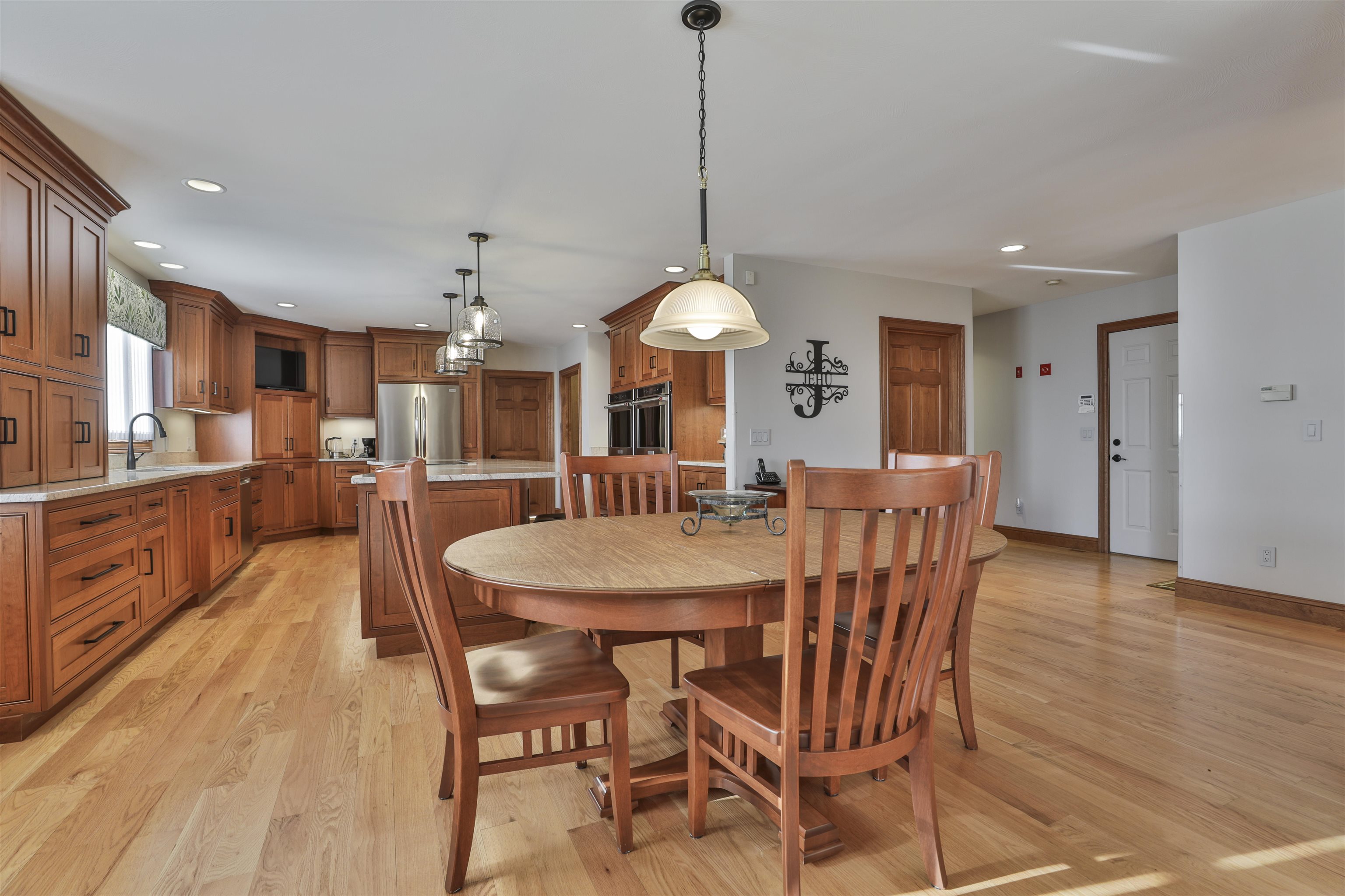 293 Pine Hill Road Hollis, NH 03049 - Photo 30 of 60