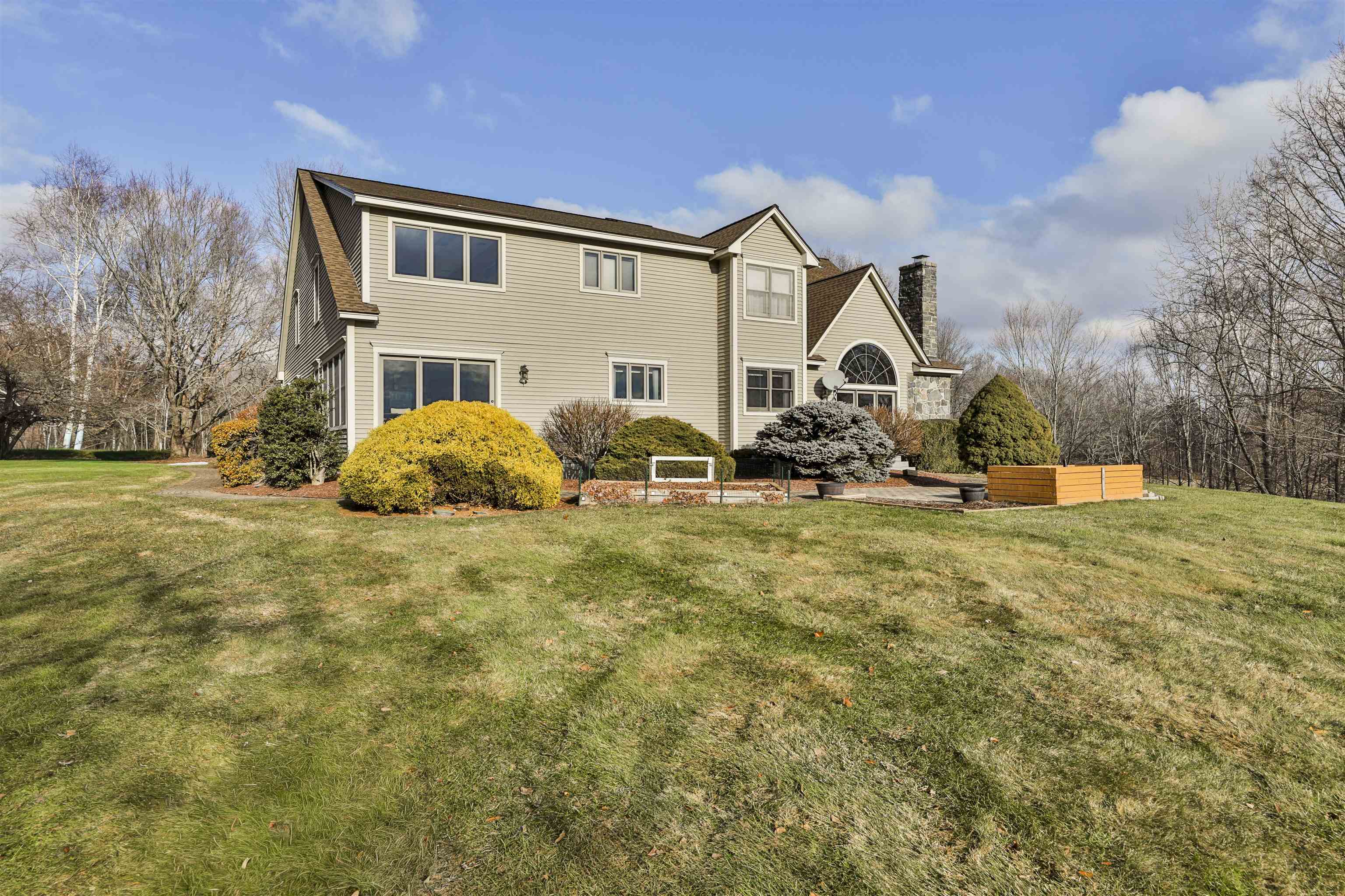 293 Pine Hill Road Hollis, NH 03049 - Photo 8 of 60