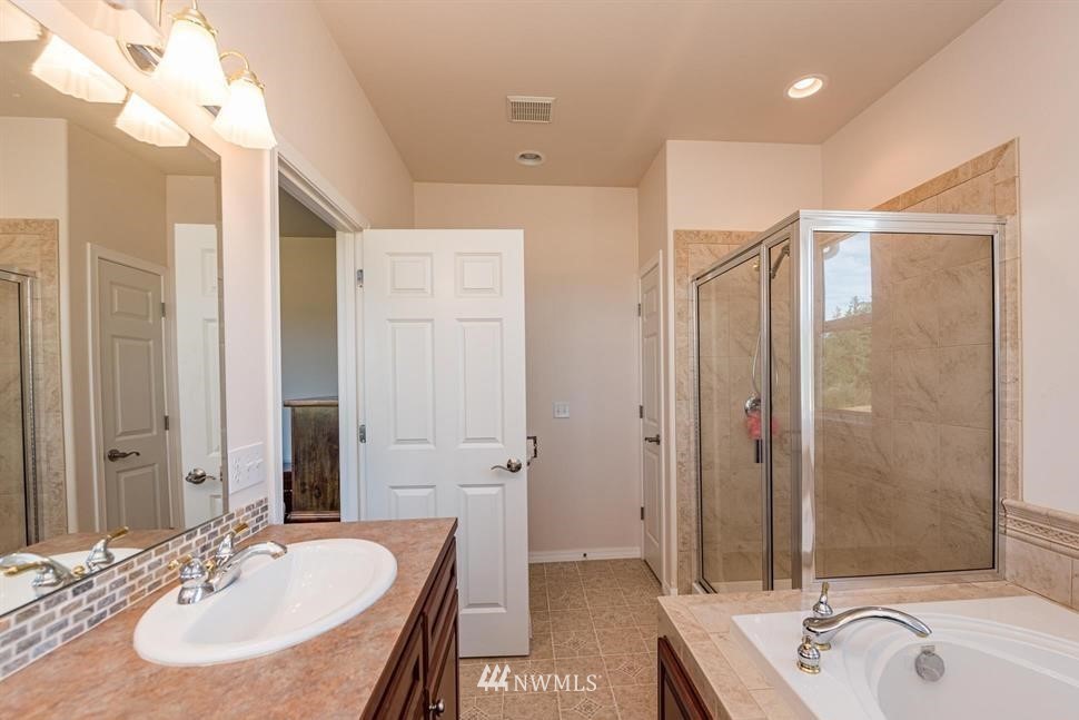 1252 Gardiner Beach Road Sequim, WA 98382 - Photo 22 of 40 Gallery Image 22