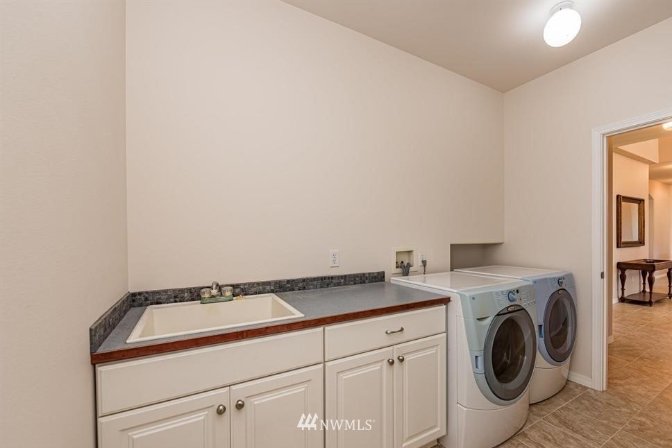 1252 Gardiner Beach Road Sequim, WA 98382 - Photo 28 of 40 Gallery Image 28