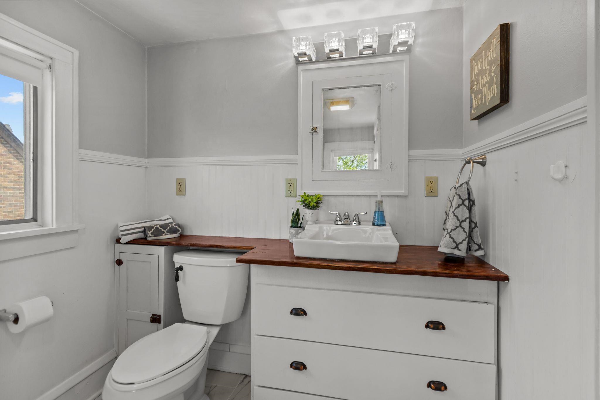 1028 West Summer Street Appleton, WI 54914 - Photo 23 of 32