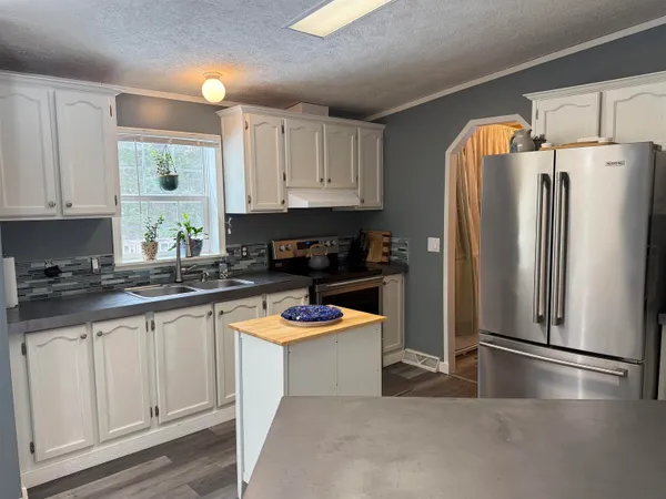 $340,000 | 85 Breezy Acres Drive, Vernon, VT 05354