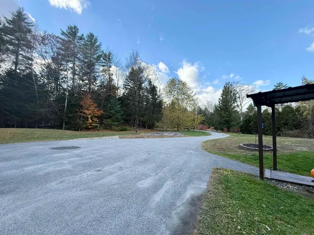 $325,000 | 85 Breezy Acres Drive, Vernon, VT 05354