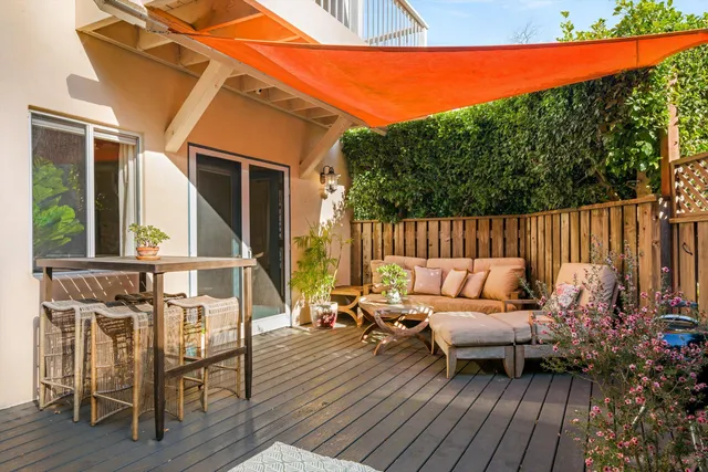 $1,455,000 | 925 West Victoria Street, Santa Barbara, CA 93101
