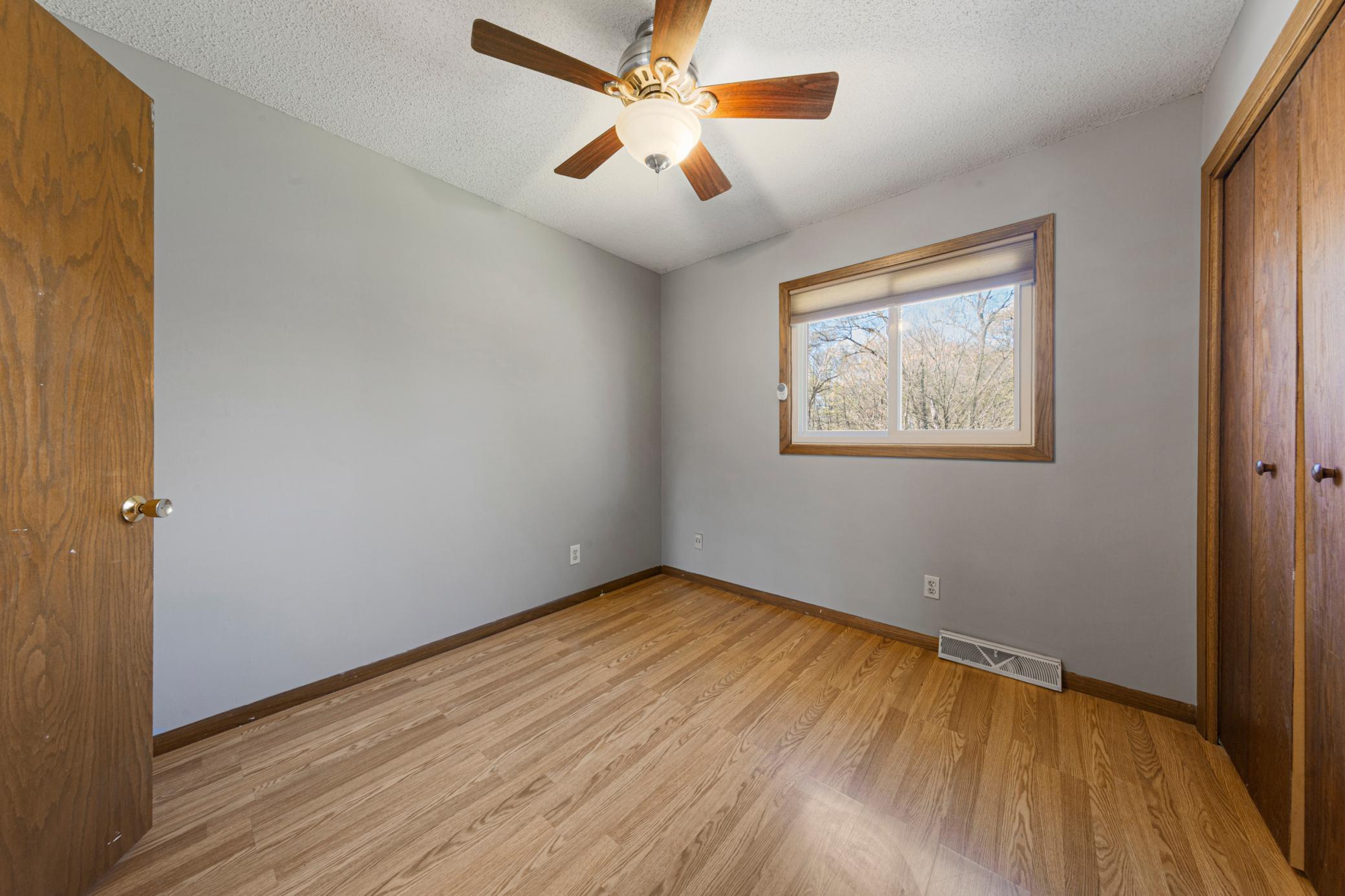 450 Country View Lane Le Sueur, MN 56058 - Photo 13 of 32