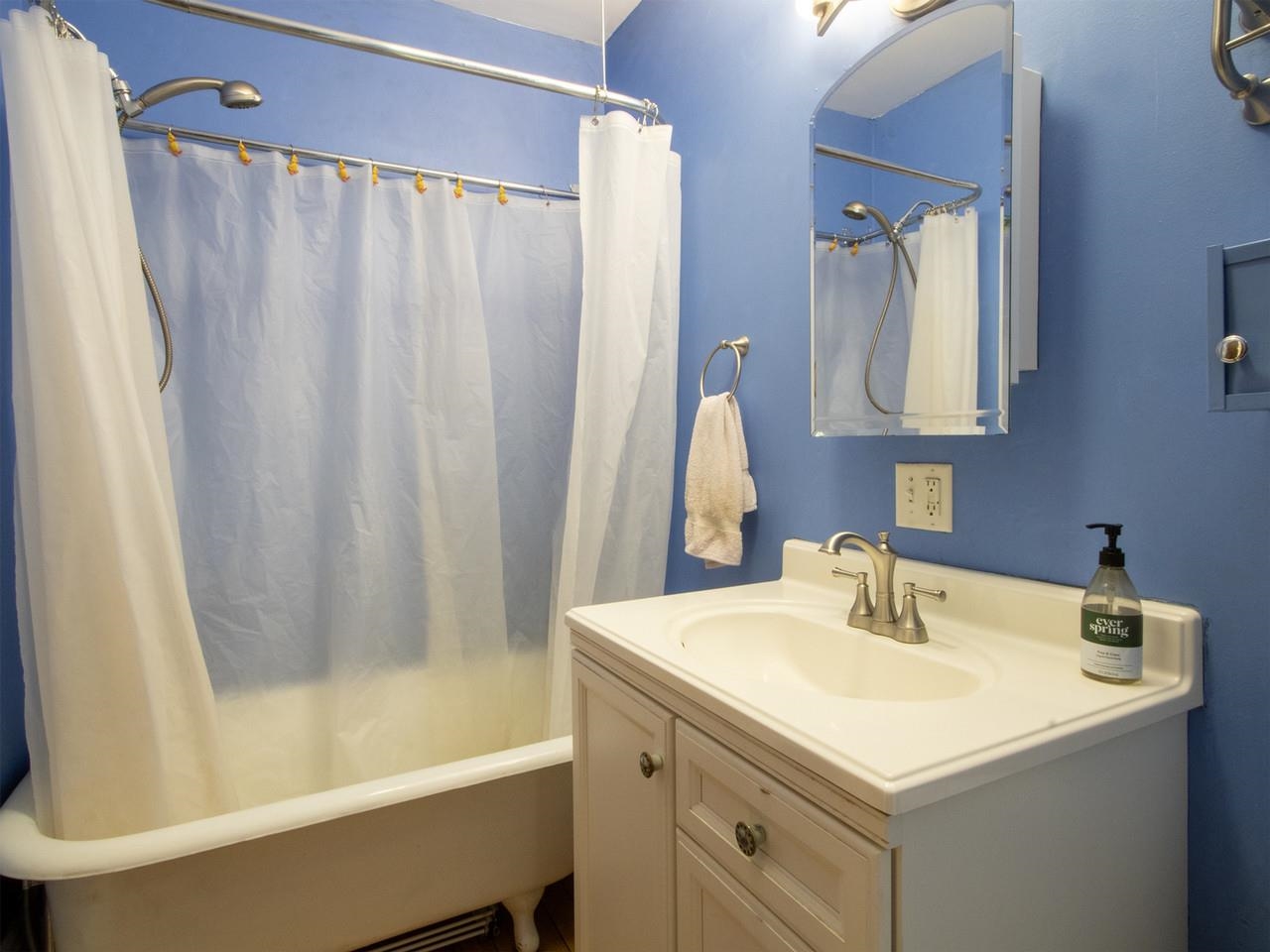 1304 North Avenue, Unit 1 Burlington, VT 05408 - Photo 24 of 35