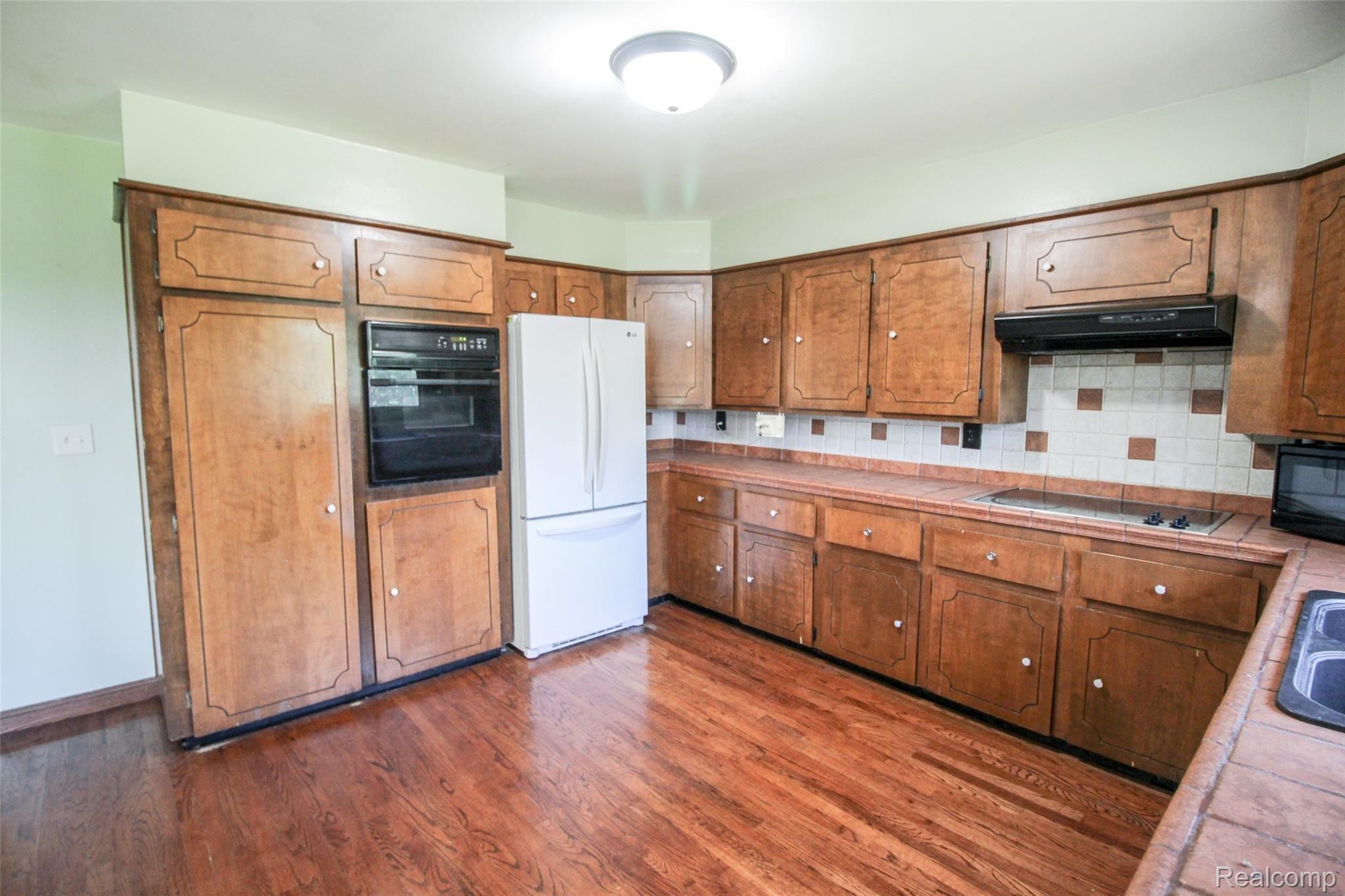 17099 Frandsche Road Chesaning, MI 48616 - Photo 12 of 51 12.JPG