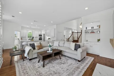 $815,000 | 18719 Thorntree Lane, Dallas, TX 75252