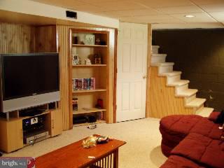 35 Partridge Avenue Ridley Park, PA 19078 - Photo 5 of 6 Gallery Image 5