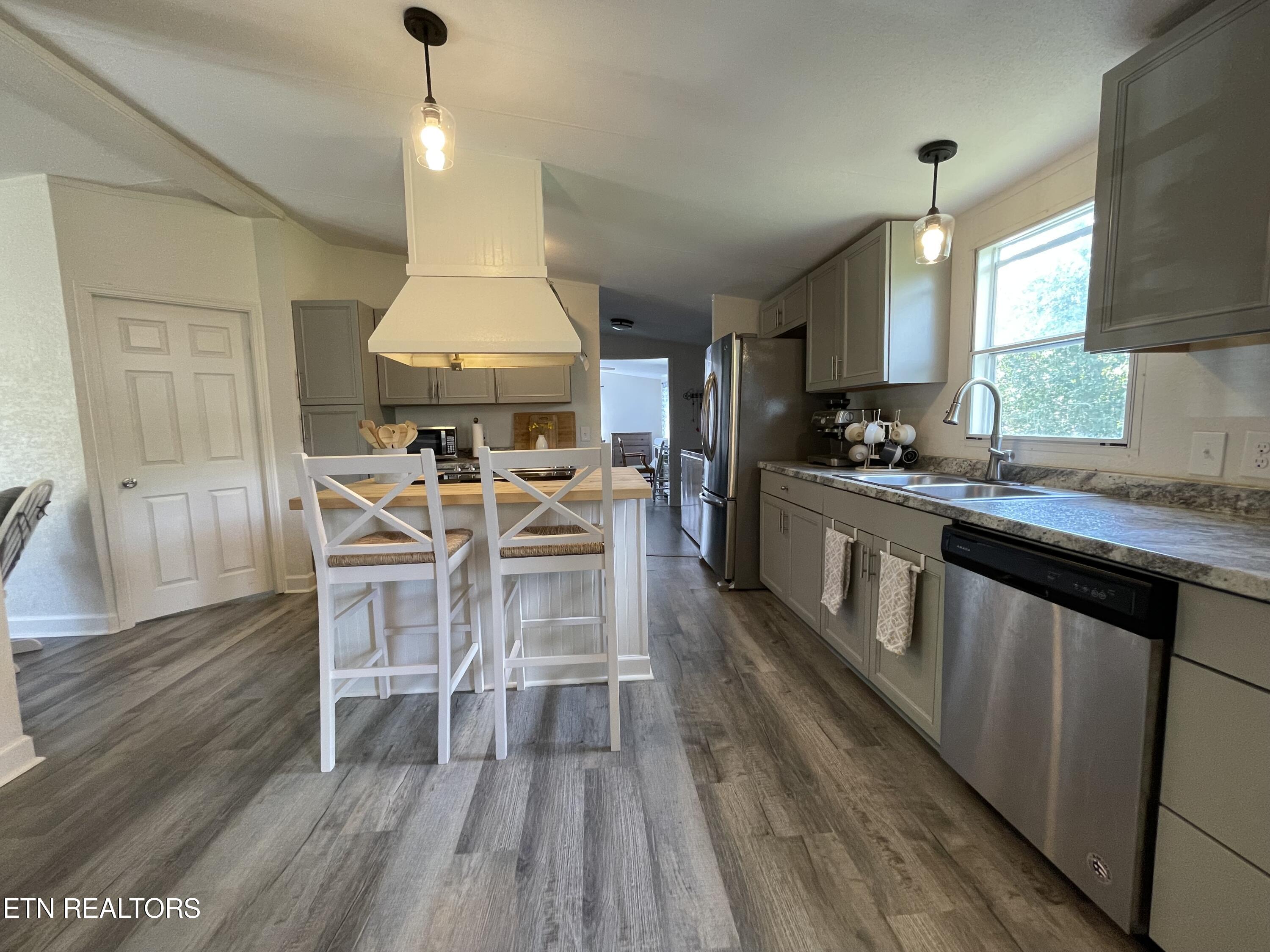 156 Martin Road Tellico Plains, TN 37385 - Photo 8 of 22 IMG_9023