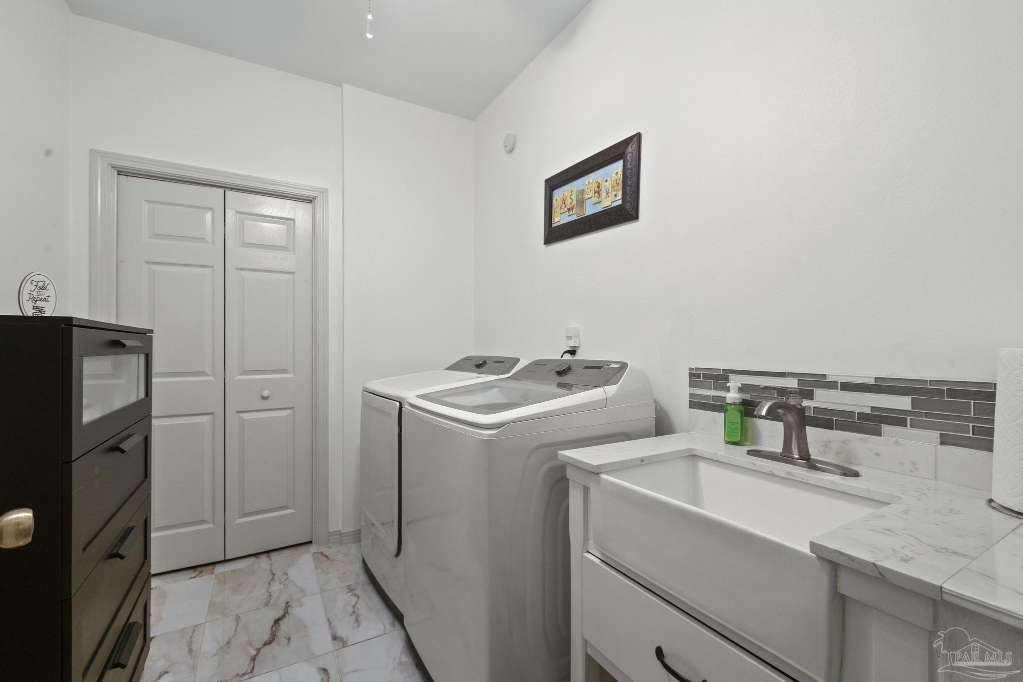 5897 Curtis Road Pace, FL 32571 - Photo 26 of 45 off kitchen area