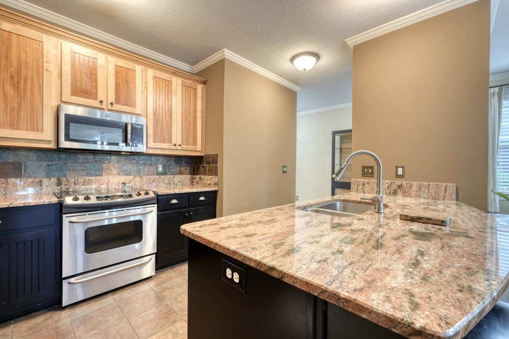 1407 Lakeside Road, Unit 201 Hiawassee, GA 30546 - Photo 8 of 47 Gallery Image 8