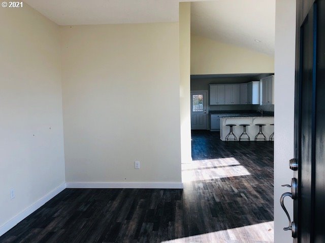 1367 S Street Springfield, OR 97477 - Photo 13 of 32 Gallery Image 13