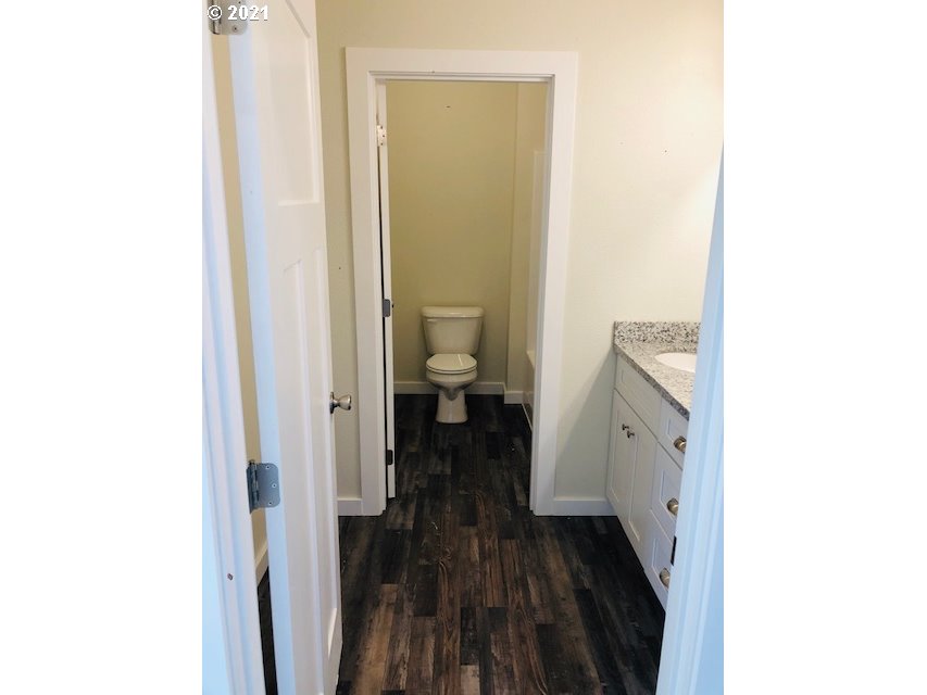 1367 S Street Springfield, OR 97477 - Photo 17 of 32 Gallery Image 17