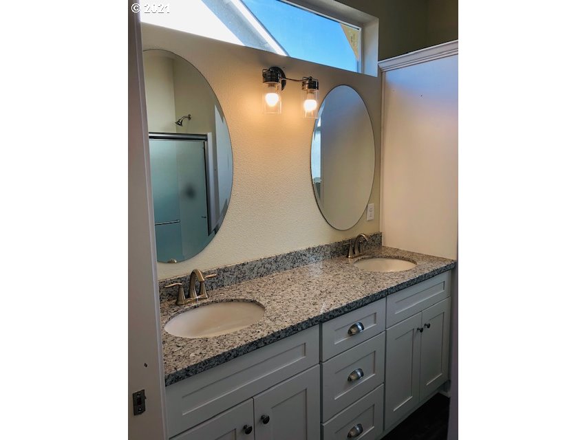 1367 S Street Springfield, OR 97477 - Photo 22 of 32 Gallery Image 22