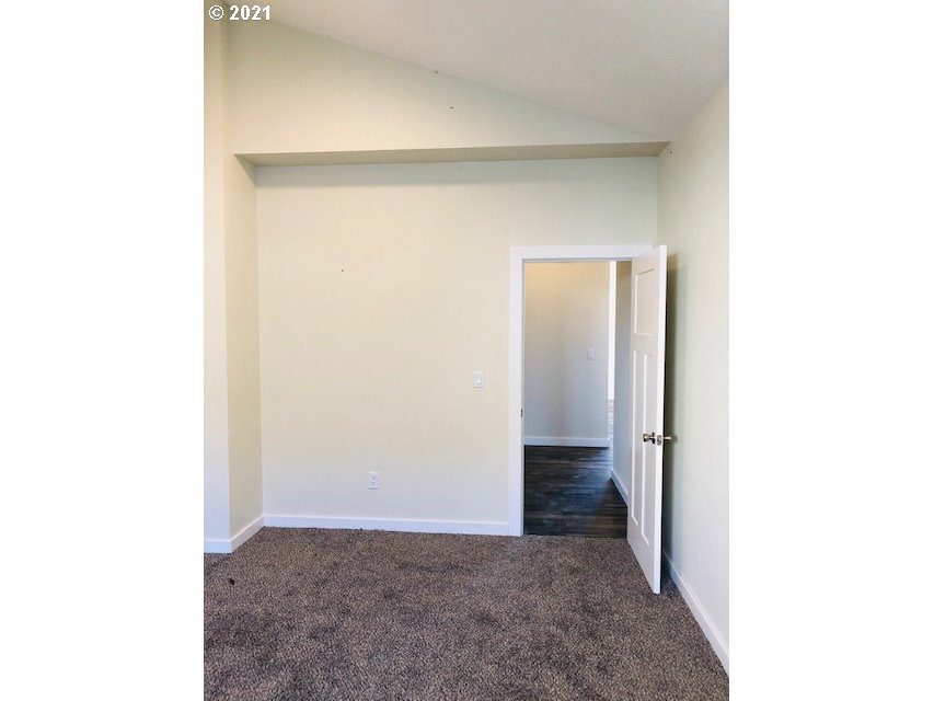 1367 S Street Springfield, OR 97477 - Photo 25 of 32 Gallery Image 25