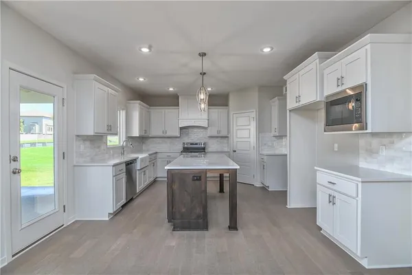 $614,950 | 2682 West Park Street, Olathe, KS 66061