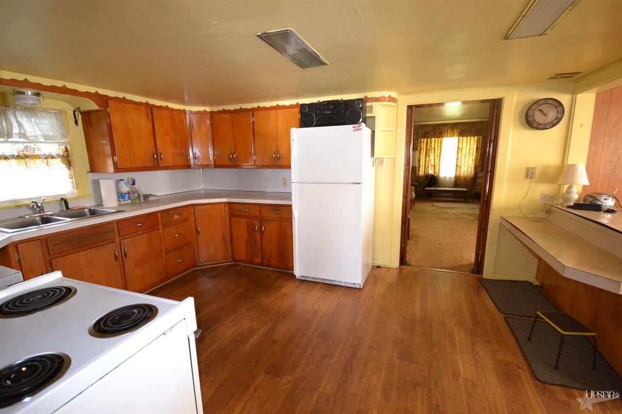 6802 Decatur Road Fort Wayne, IN 46816 - Photo 6 of 15