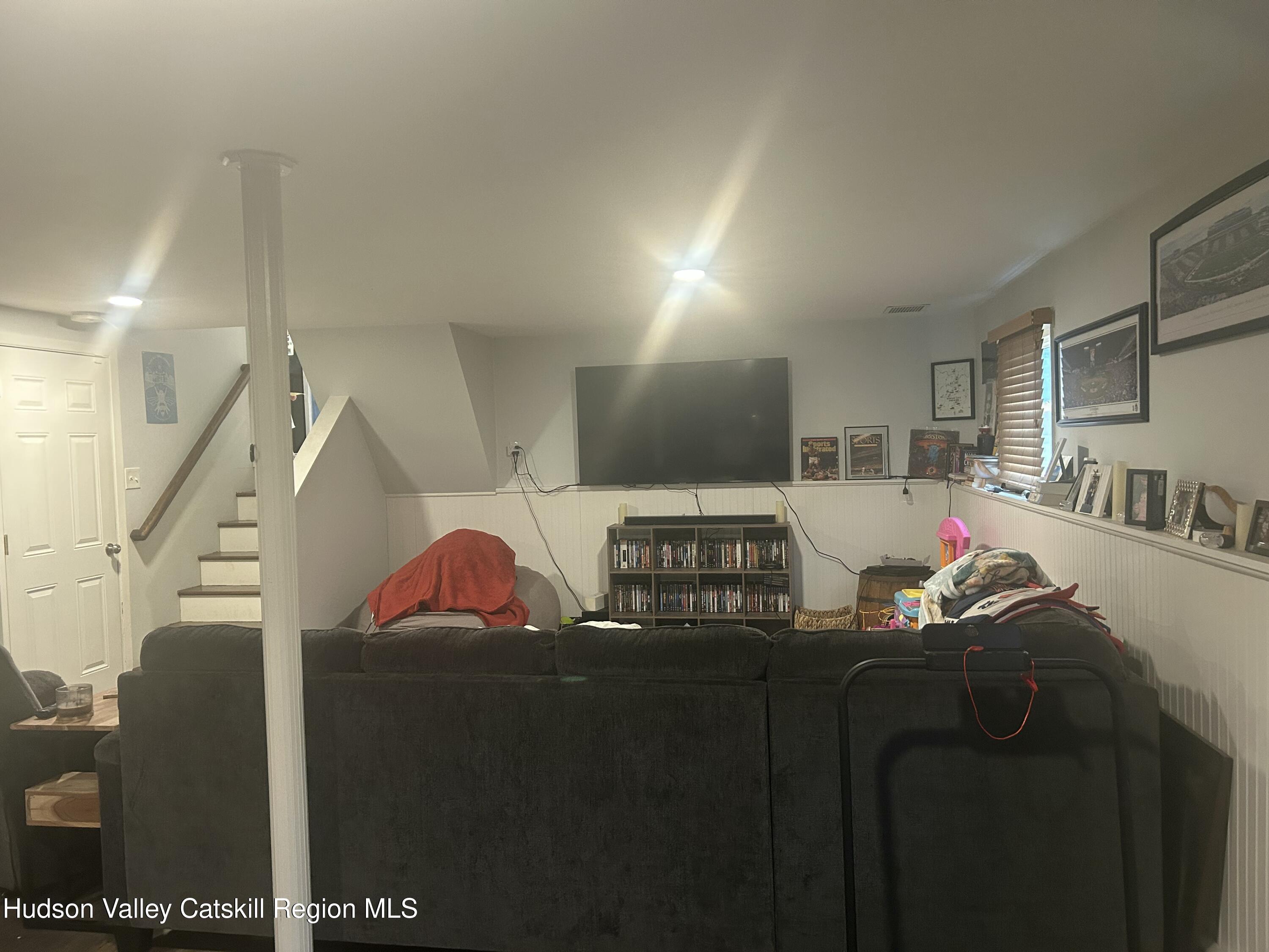 22 Caywood Road Poughkeepsie, NY 12603 - Photo 14 of 27 IMG_2054