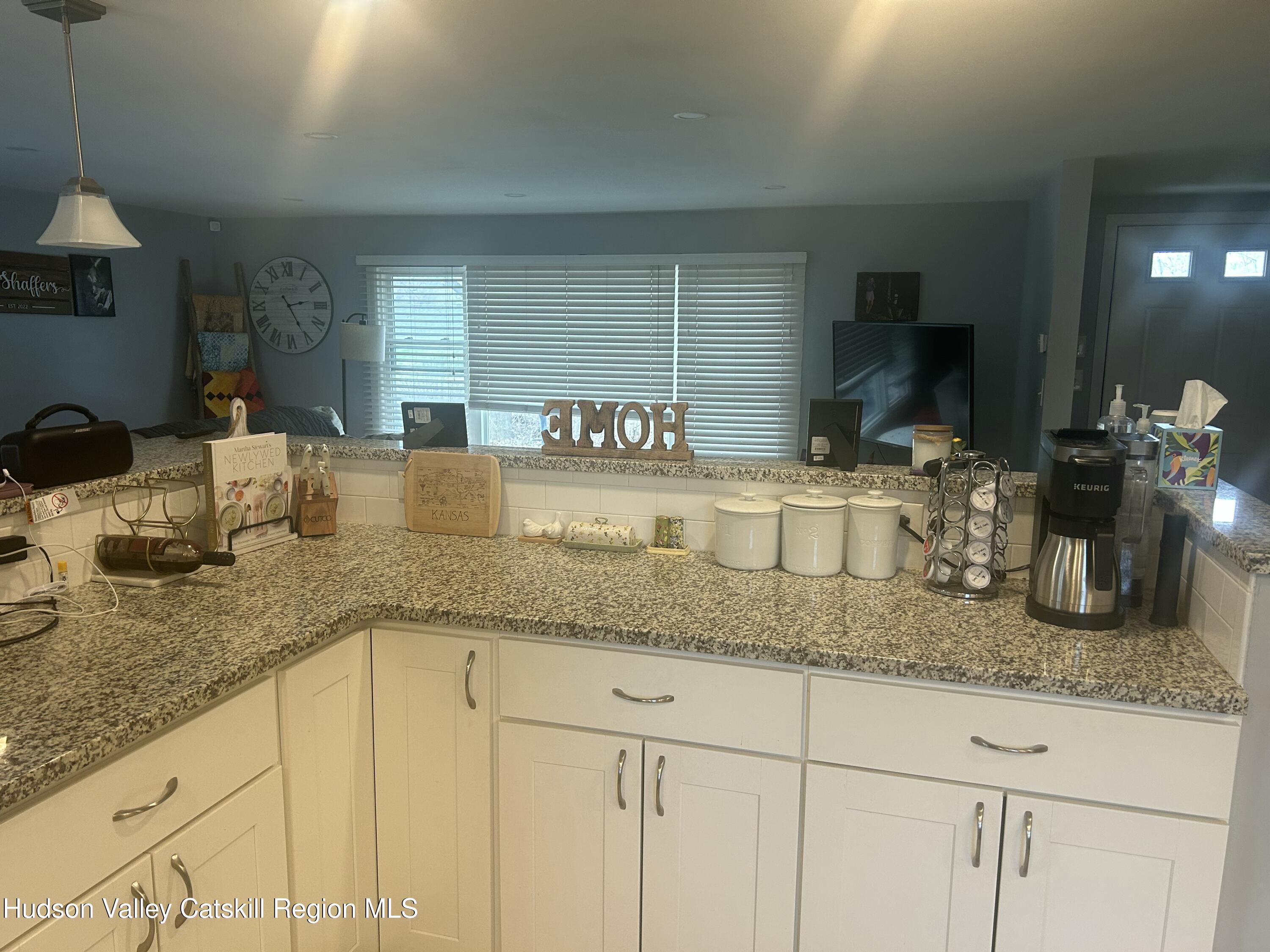 22 Caywood Road Poughkeepsie, NY 12603 - Photo 6 of 27 IMG_2035