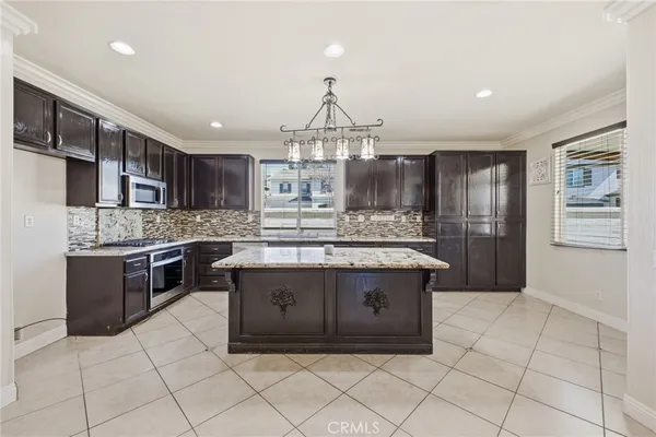 $758,888 | 33413 Alagon Street, Temecula, CA 92592