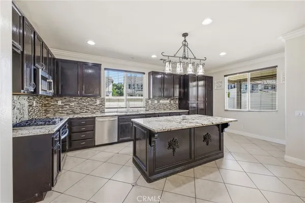 $758,888 | 33413 Alagon Street, Temecula, CA 92592