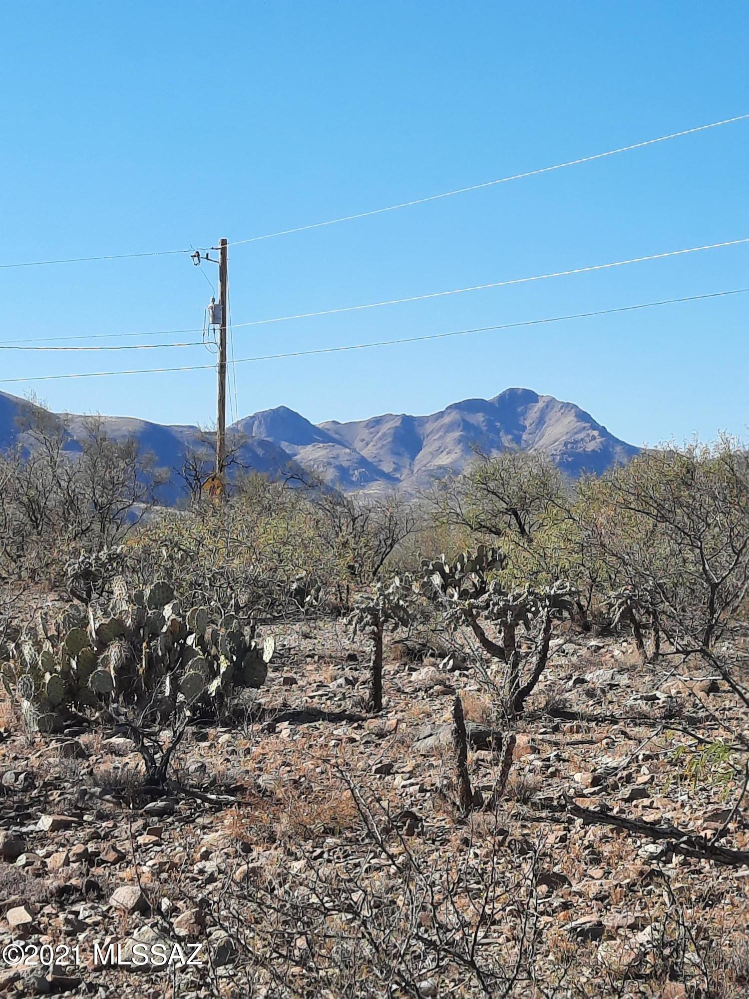 127 Juego Court, Unit 18 Rio Rico, AZ 85648 - Photo 2 of 12