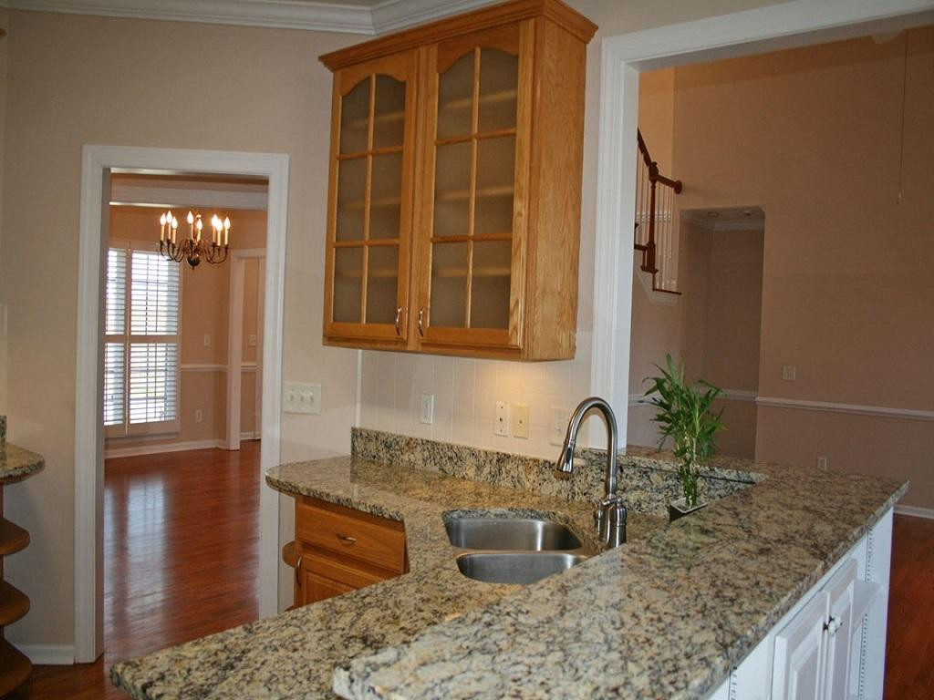 1216 Lake Ridge Square Johnson City, TN 37601 - Photo 10 of 23 Photo 11