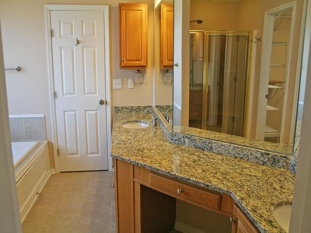 1216 Lake Ridge Square Johnson City, TN 37601 - Photo 15 of 23 Photo 16