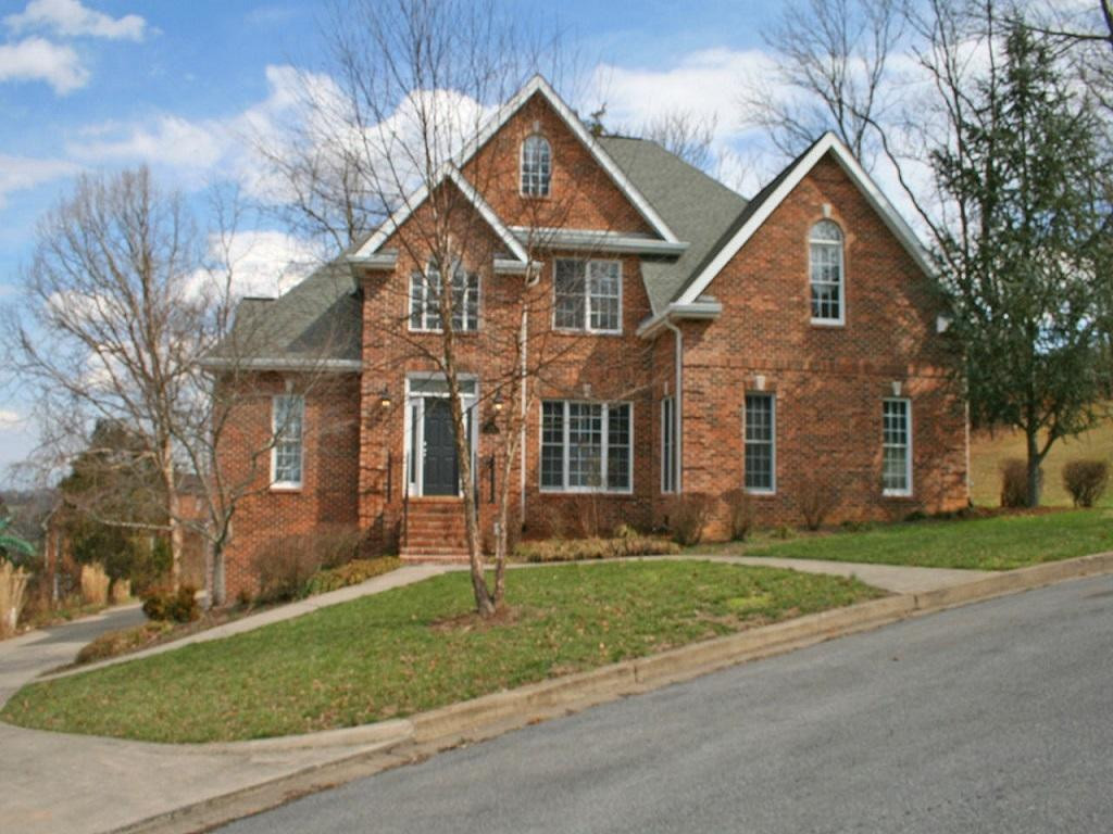 1216 Lake Ridge Square Johnson City, TN 37601 - Photo 2 of 23 Photo 2