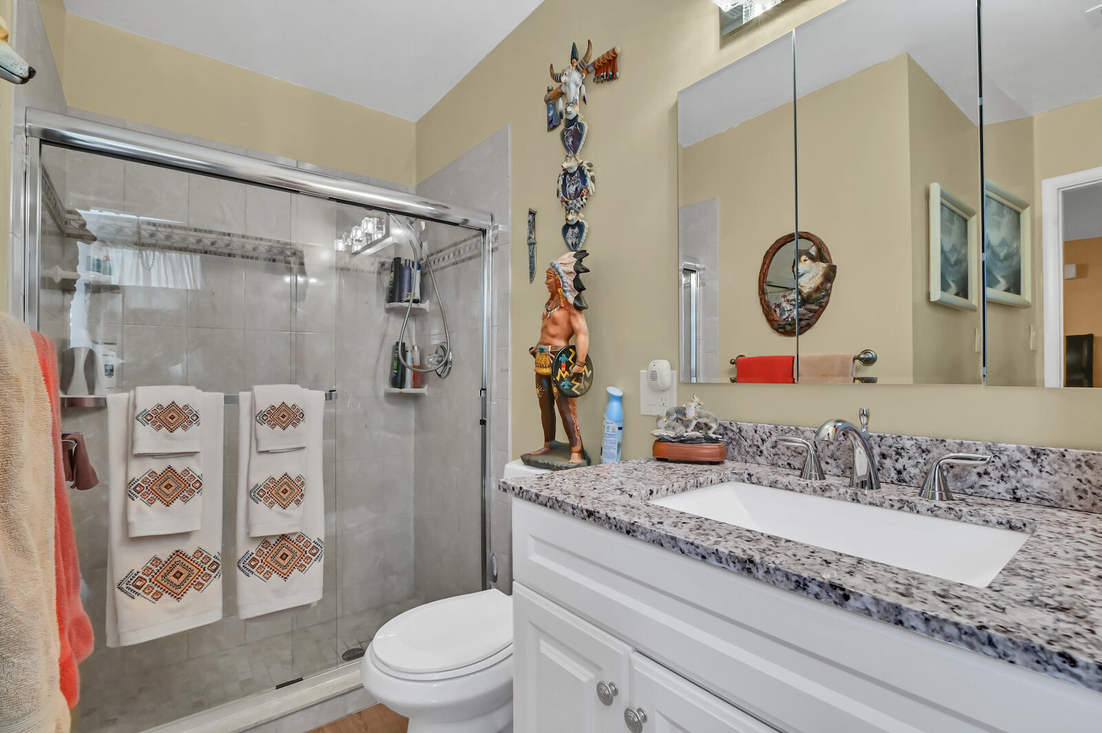 2745 Cambridge Road Lake Worth, FL 33462 - Photo 14 of 26 15 Bathroom 01