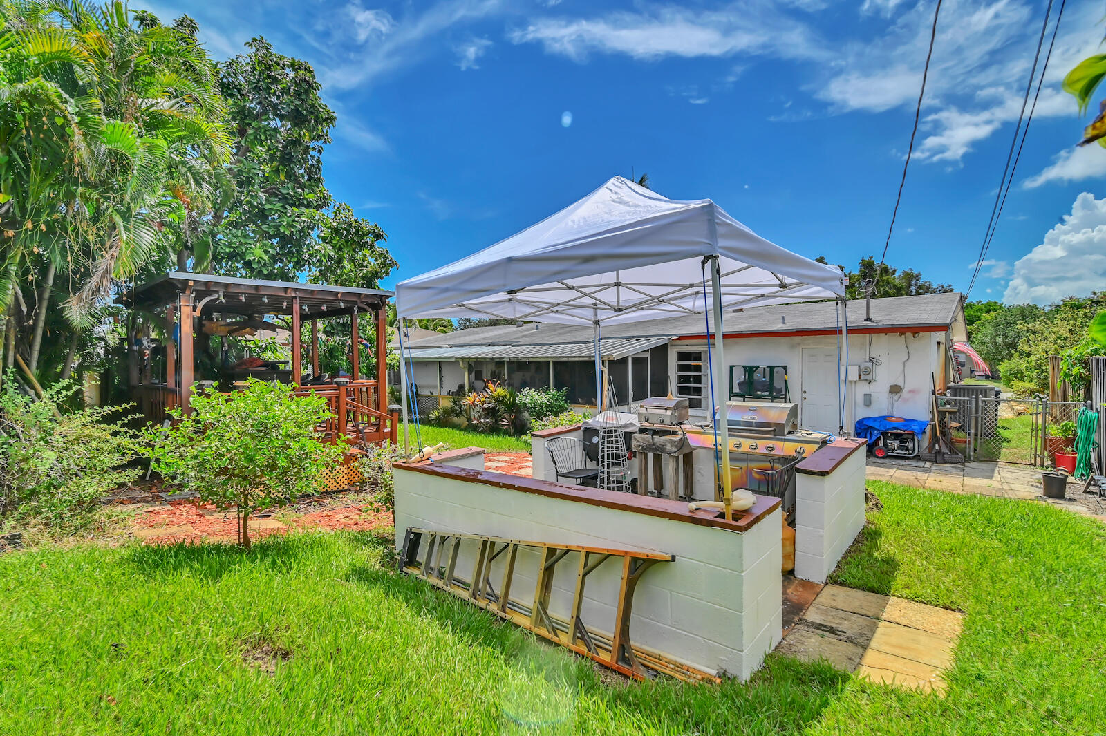 2745 Cambridge Road Lake Worth, FL 33462 - Photo 23 of 26 24 Patio 03